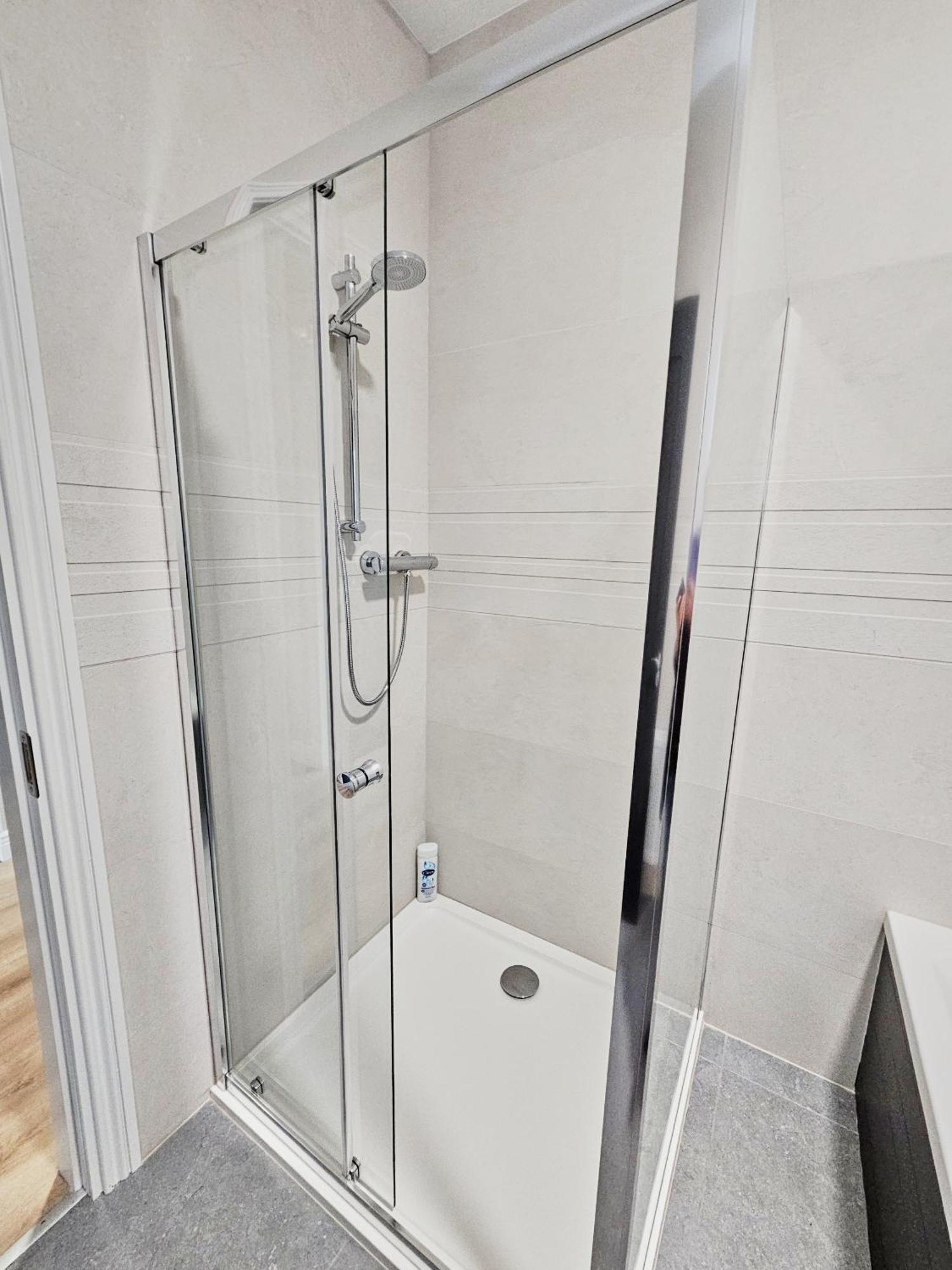 Dromod Suites Екстериор снимка