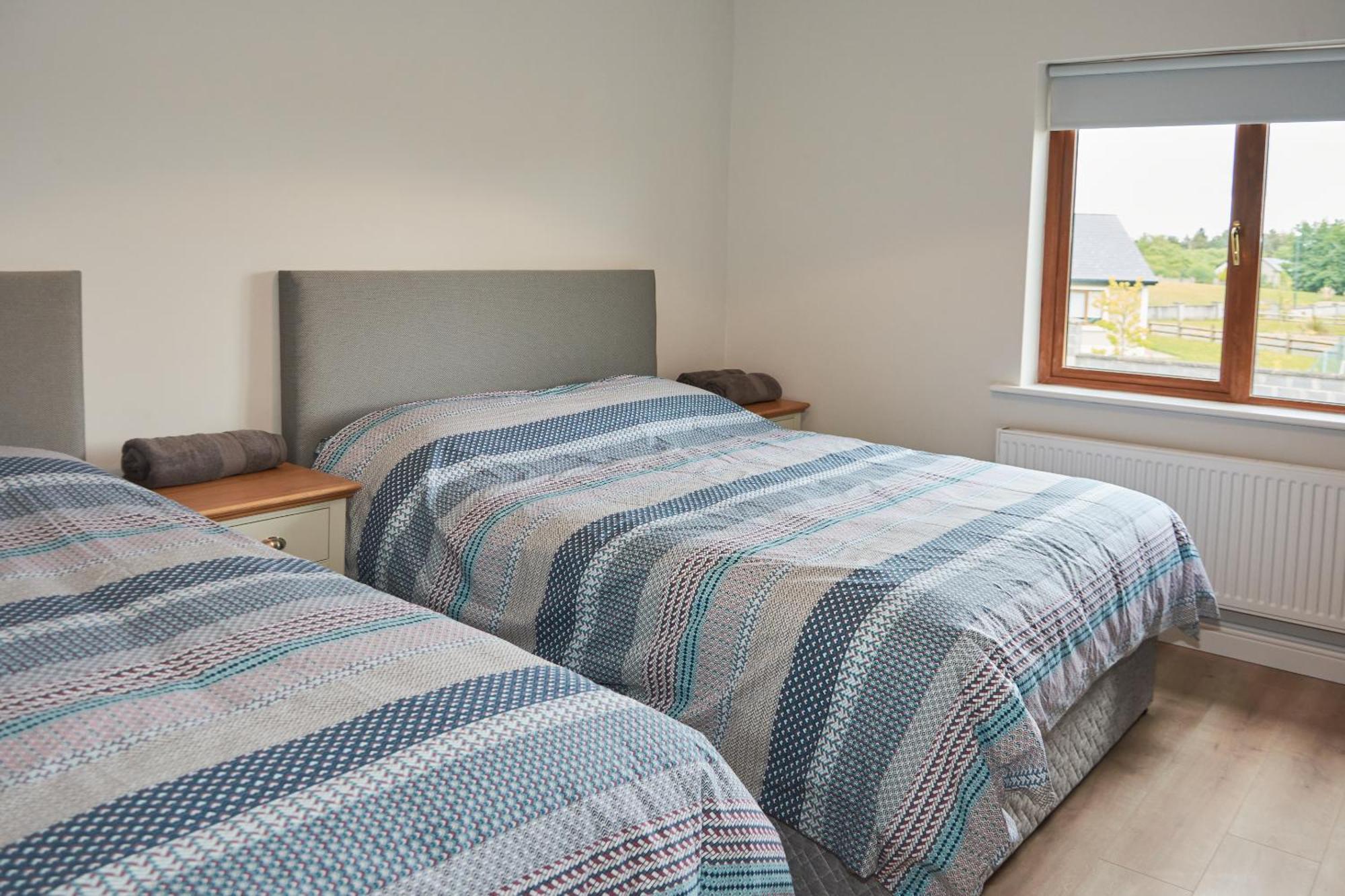 Dromod Suites Екстериор снимка