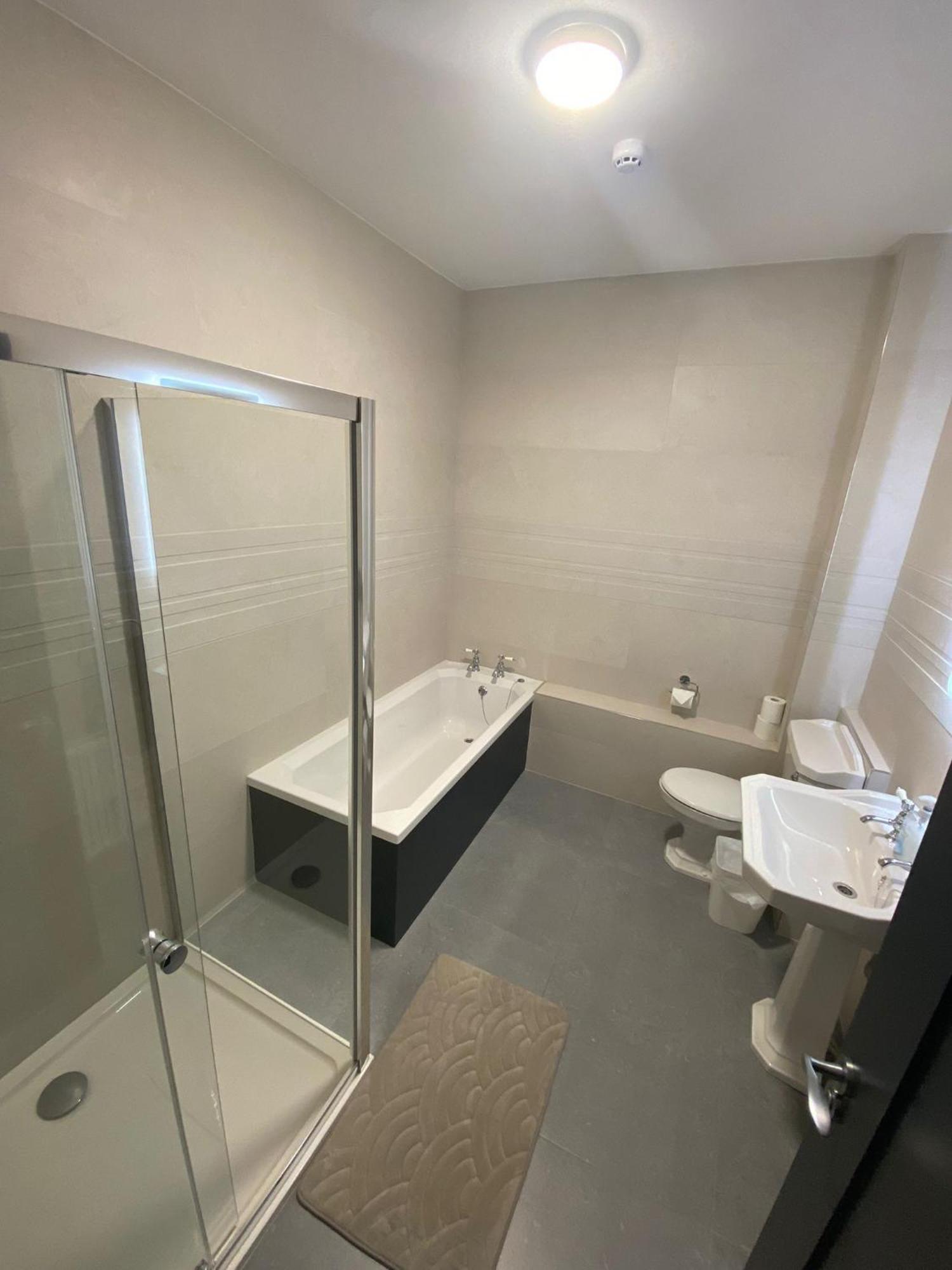 Dromod Suites Екстериор снимка