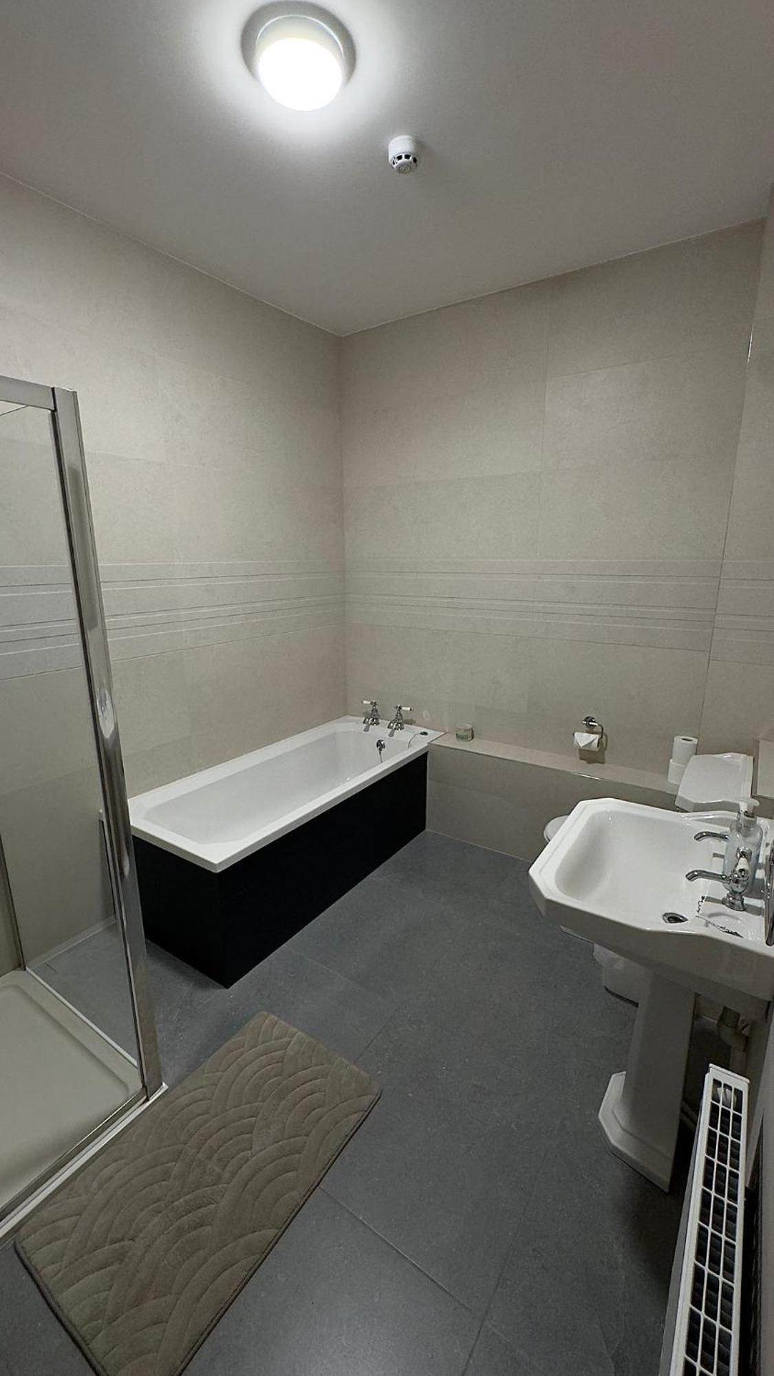 Dromod Suites Екстериор снимка
